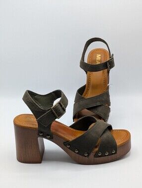 MIA Sandals Women's 8.5 Olive Green Suede Platform  Adjustable Straps Block Heel